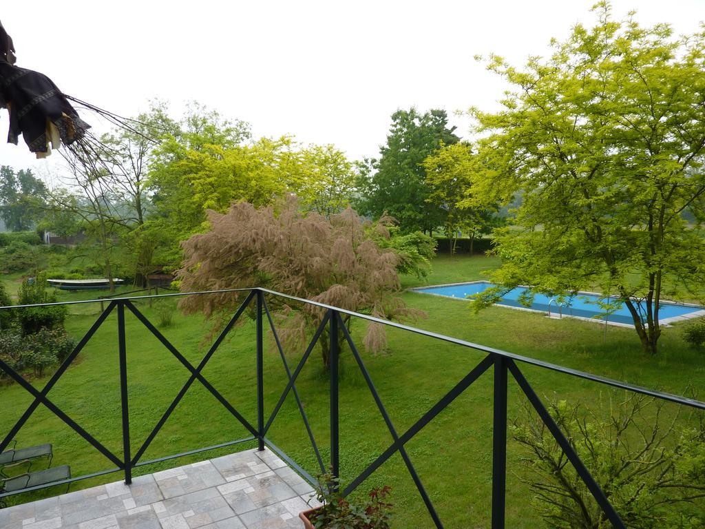 Country House Apartment Zerbolo ภายนอก รูปภาพ
